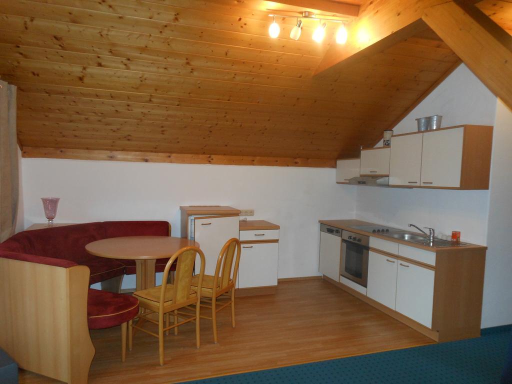 Apartmán Haus Rieder Pfarrwerfen Pokoj fotografie